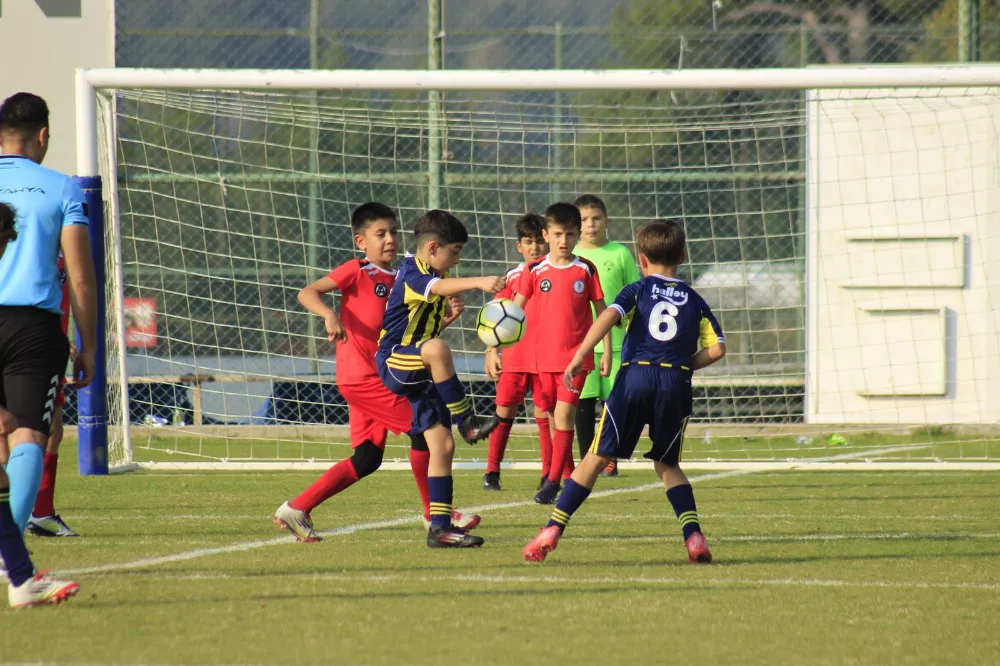 Alsancakspordan büyük başarı, Fenerbahçe’yi elediler 