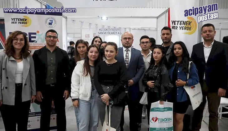 İŞKUR Denizli / OSB Kariyer Fuarı
                    kapılarını açtı